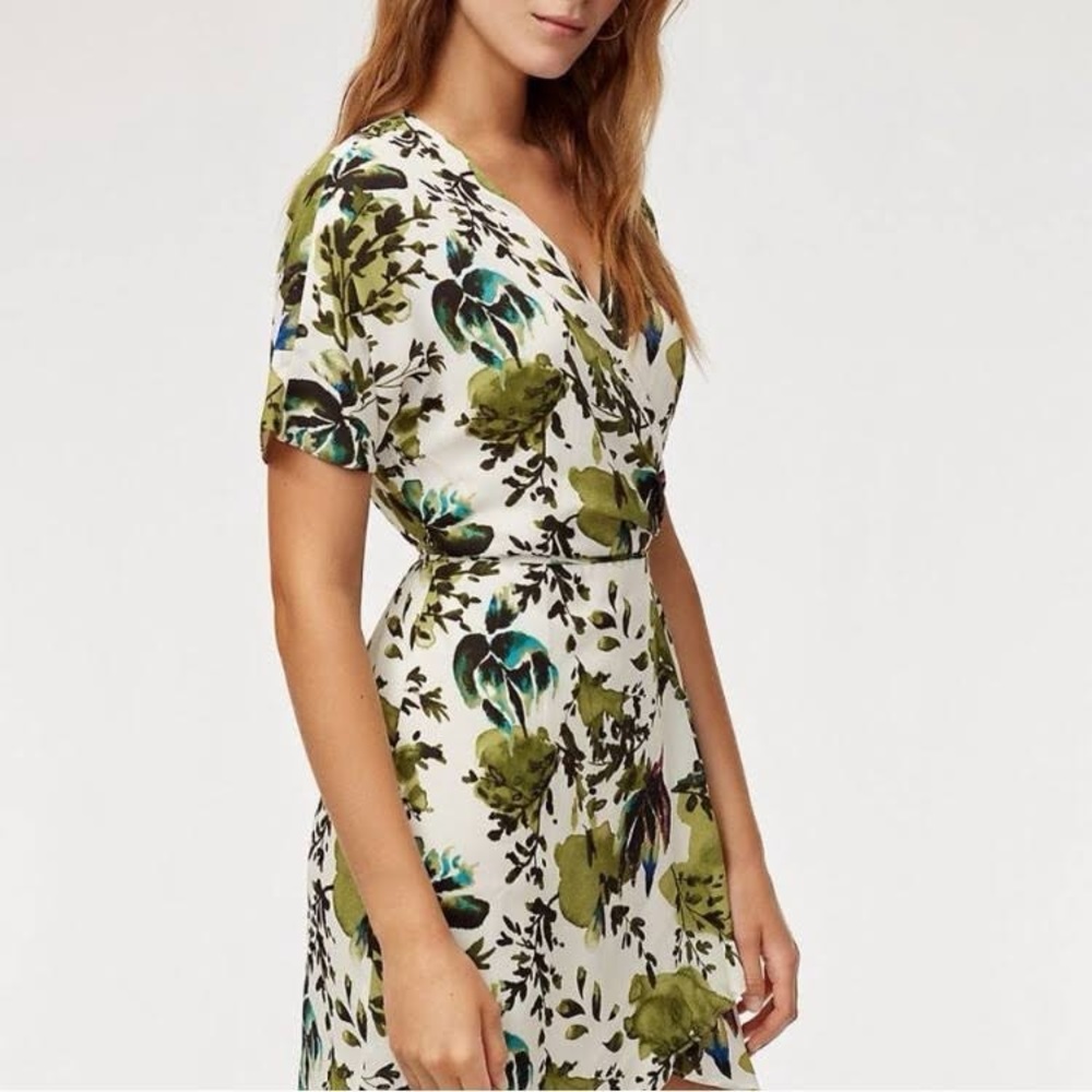 Aritzia Babaton Wallace Wrap Dress